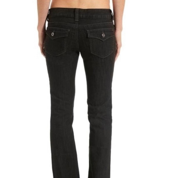 Guess Low bootcut Jeans - Picture 7 of 11